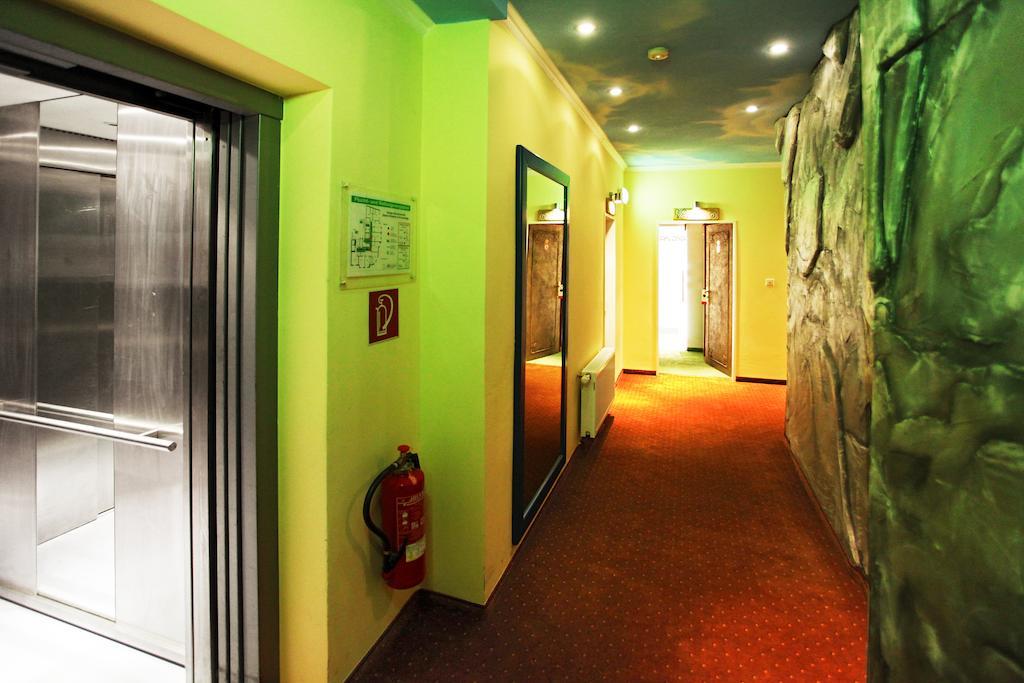 Warsteinerhof By Centro Comfort Кельн Екстер'єр фото